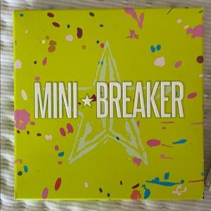 Jeffrey Star Eye Shadow Palette